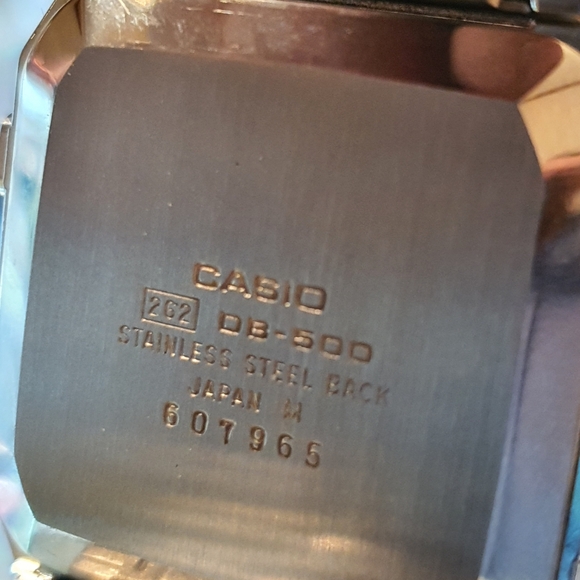 Vintage Casio DB-500 Data Bank Silver Digital Alarm/Chrono Men's Watch - Picture 7 of 7